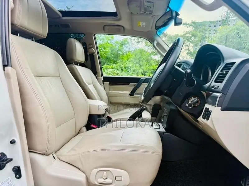 Mitsubishi Montero GLS 3.0L V6 petrol 2016