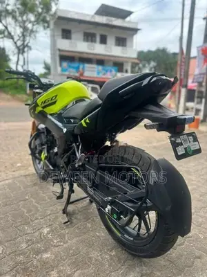 Hero Hunk 160R 2026