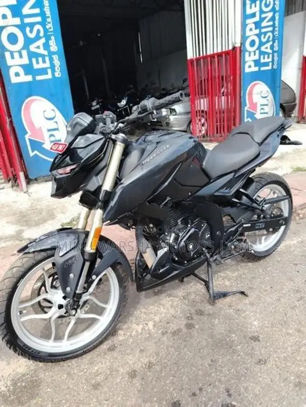 Bajaj Pulsar N160 2025