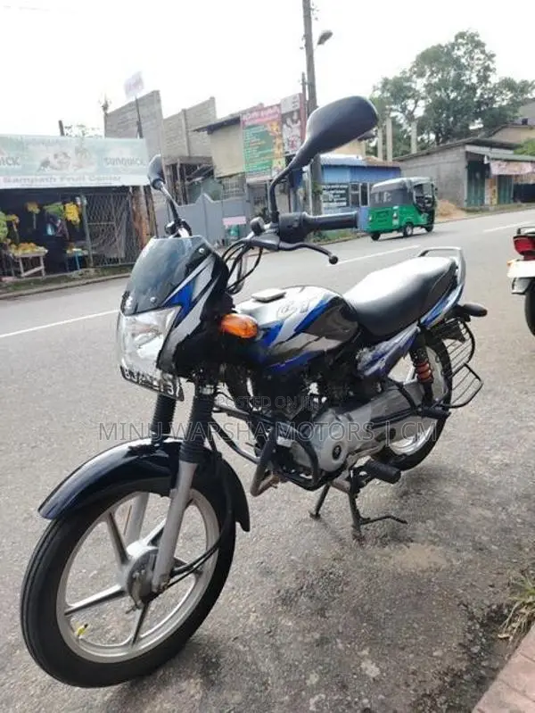 Bajaj CT100 2025