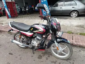 Bajaj CT100 2025