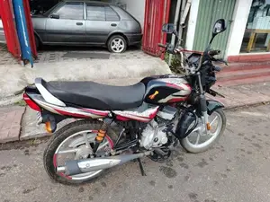 Bajaj CT100 2025