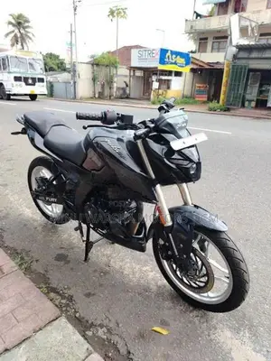 Bajaj Pulsar N160 2025