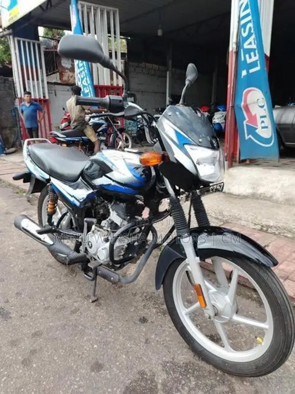 Bajaj CT100 2025