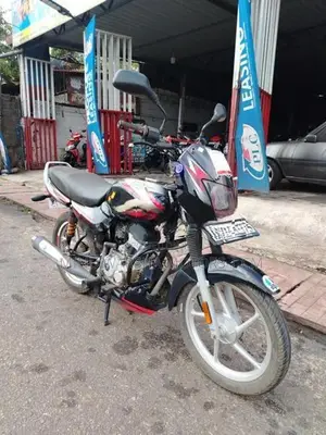 Bajaj CT100 2025