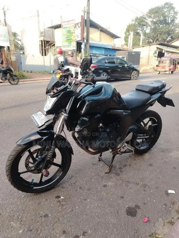 Yamaha FZ S 2017