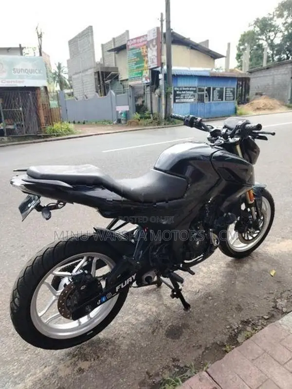 Bajaj Pulsar N160 2025