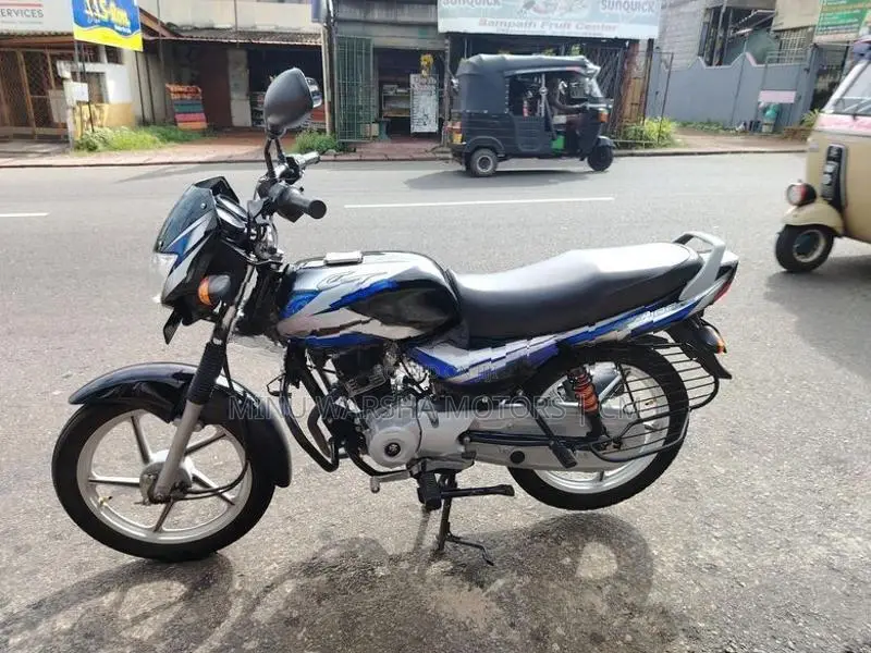 Bajaj CT100 2025