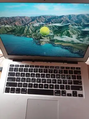Apple Macbook Air