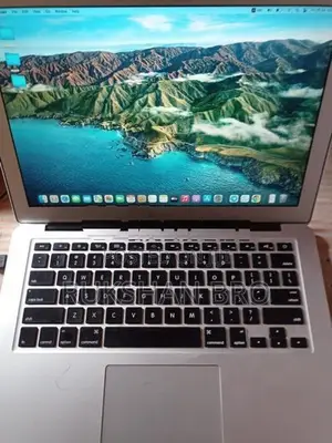 Apple Macbook Air