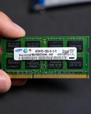 Laptop 4GB RAM