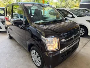 Suzuki Wagon R FX Petrol 2025