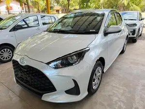 Toyota Yaris X Grade 2025