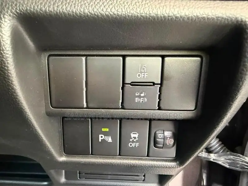 Suzuki Wagon R FX Petrol 2025