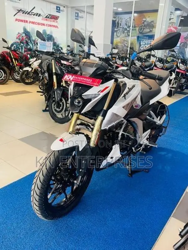 Bajaj Pulsar N160 Premium 2026