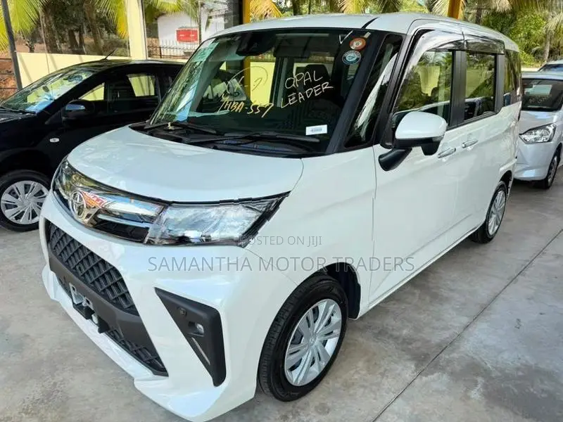 Toyota Roomy G Grade 2024