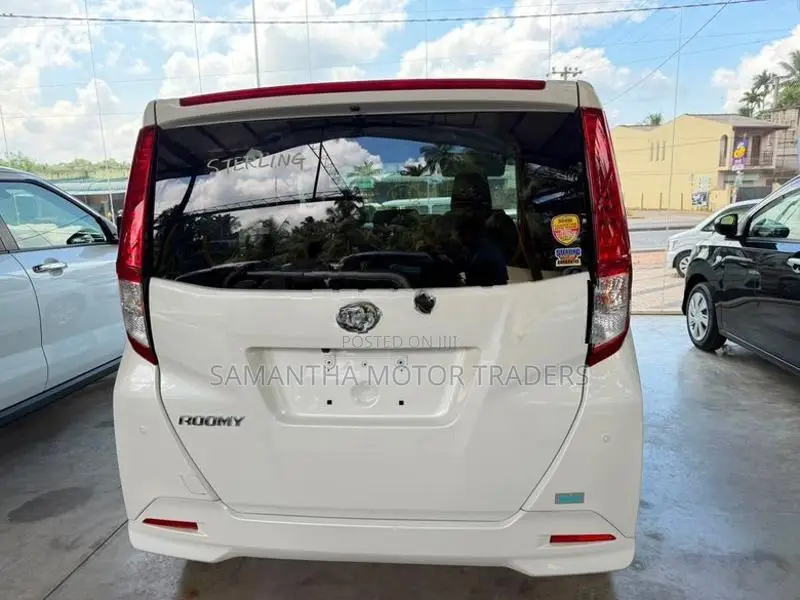 Toyota Roomy G Grade 2024