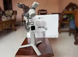 DJI RS 4 Mini Combo Handheld Gimbal Stabilizer