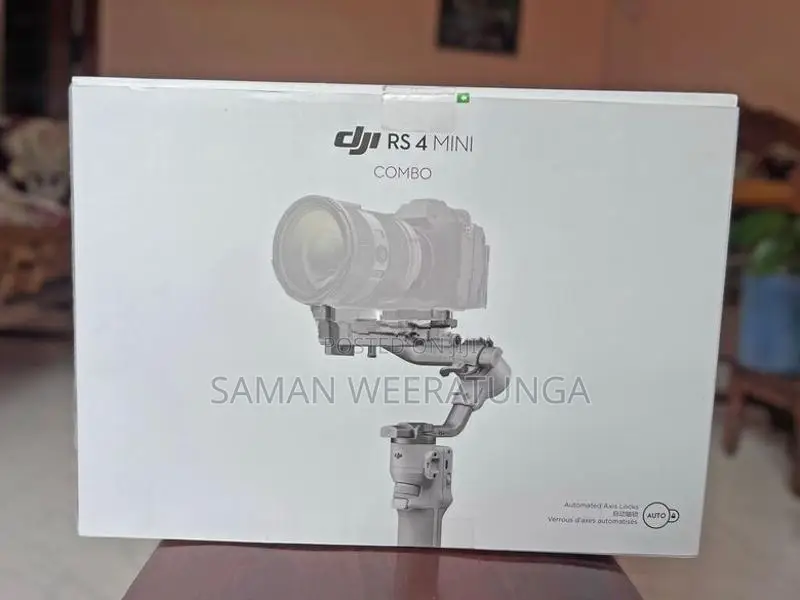 DJI RS 4 Mini Combo Handheld Gimbal Stabilizer
