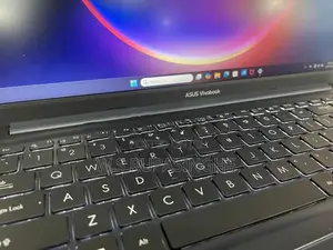 Asus Vivobook Laptop