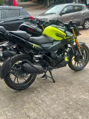 Hero Hunk 160R Brand New 2026