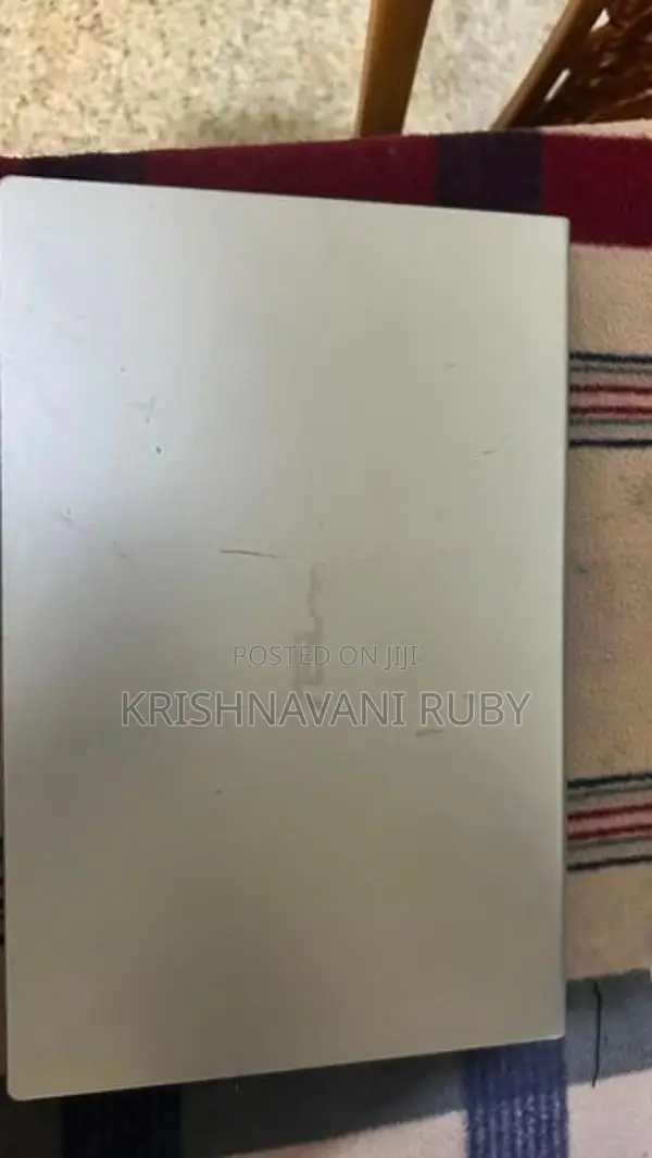 Asus VivoBook X415J Laptop