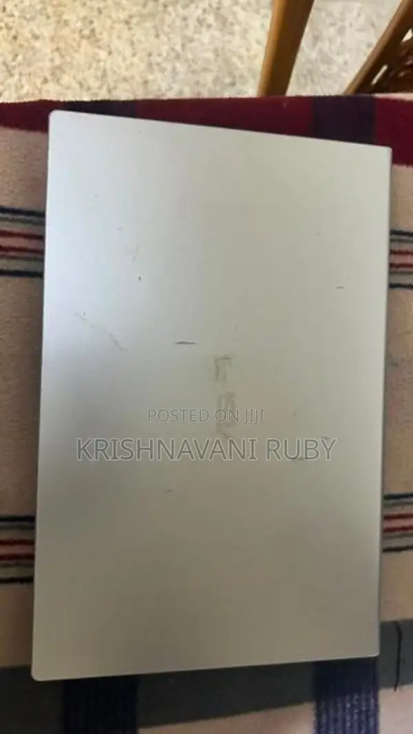 Asus VivoBook X415J Laptop