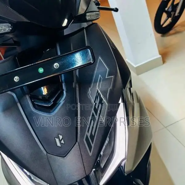 Hero XOOM 125R 2026