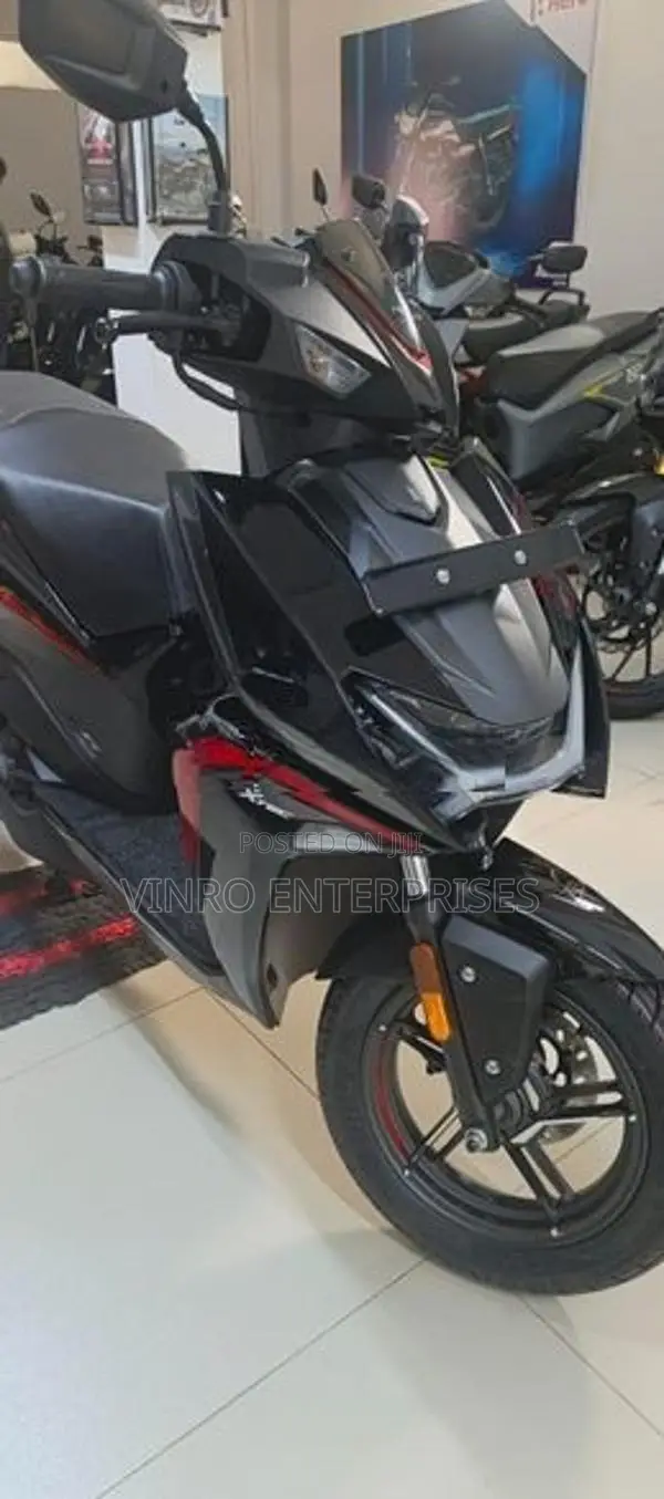 Hero Xoom 110 Combat 2026