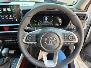 Toyota Raize Z 2025