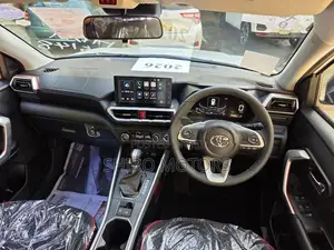 Toyota Raize Z 2025