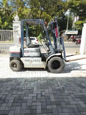 Komatsu 20 Forklift
