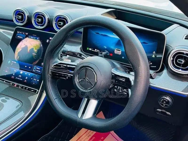 Mercedes Benz C200 AMG Premium Plus 2023