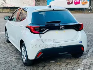 Toyota Yaris G Black Ed 360 BSM 2026