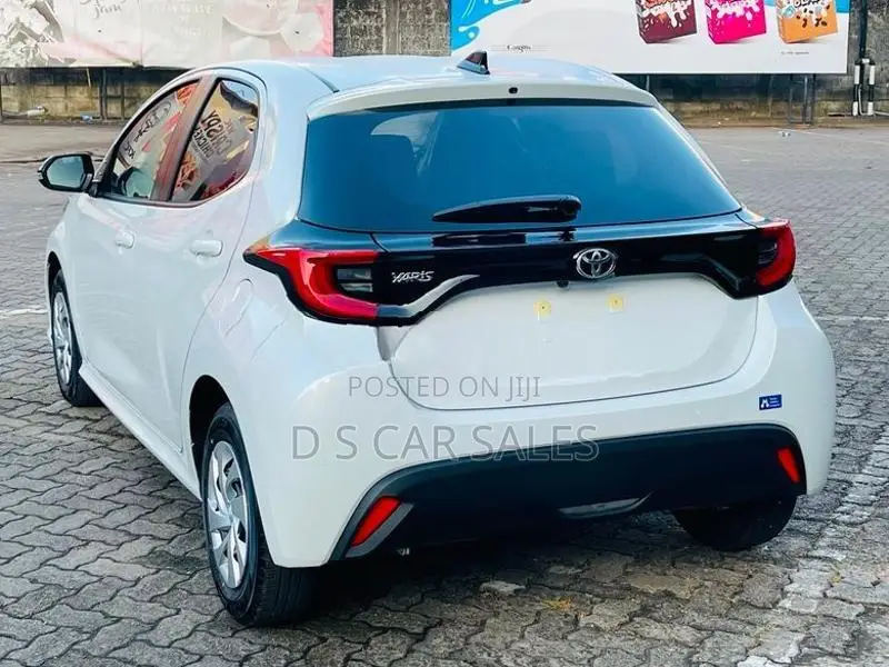 Toyota Yaris G Black Ed 360 BSM 2026