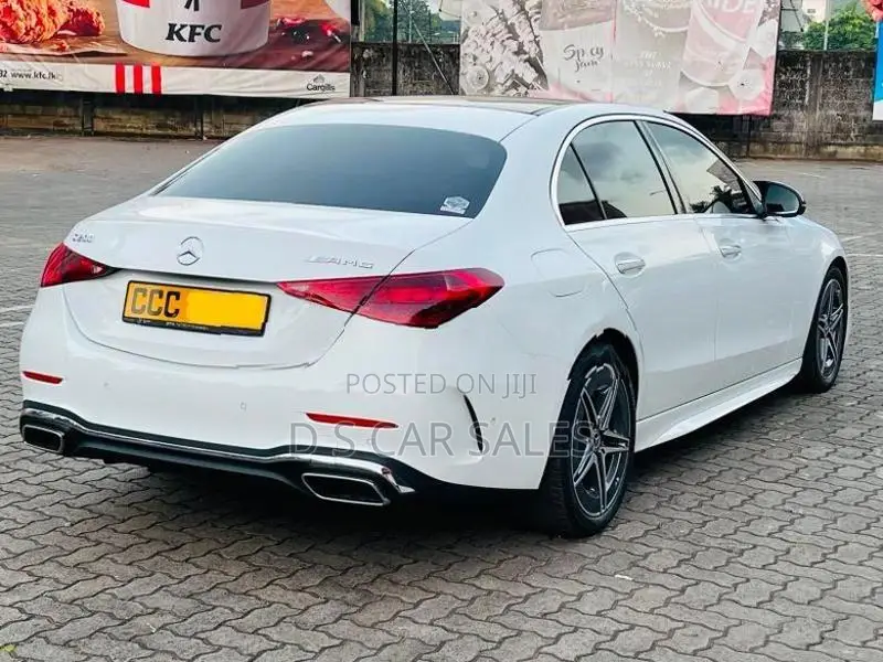 Mercedes Benz C200 AMG Premium Plus 2023