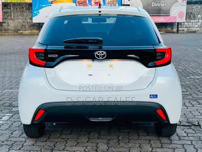 Toyota Yaris G Black Ed 360 BSM 2026