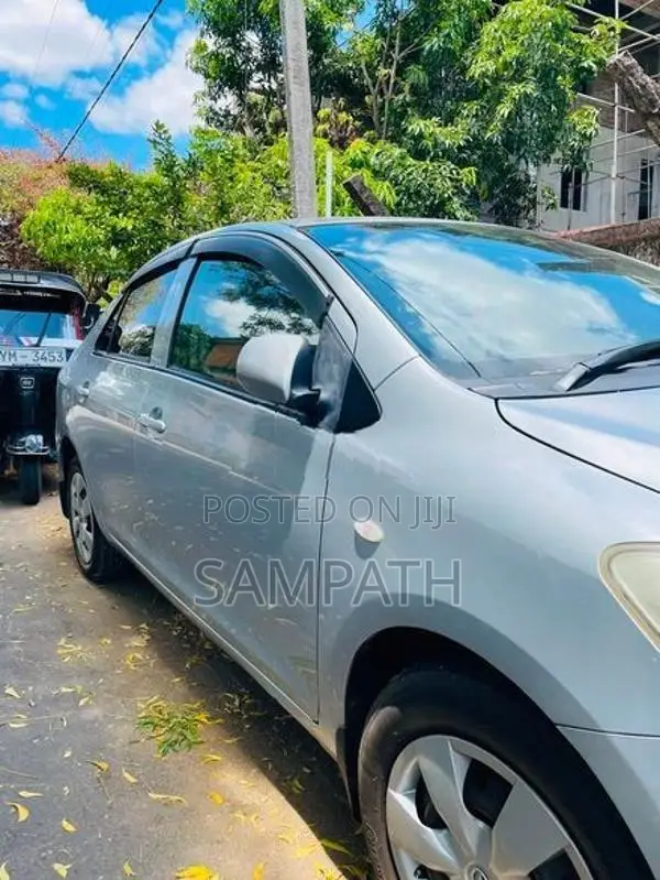 Toyota Yaris 2007