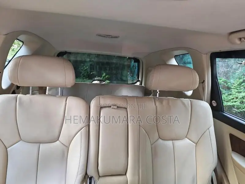 Micro Rexton 2016