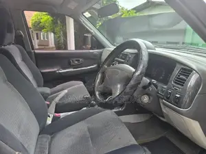 Mitsubishi Montero 2008