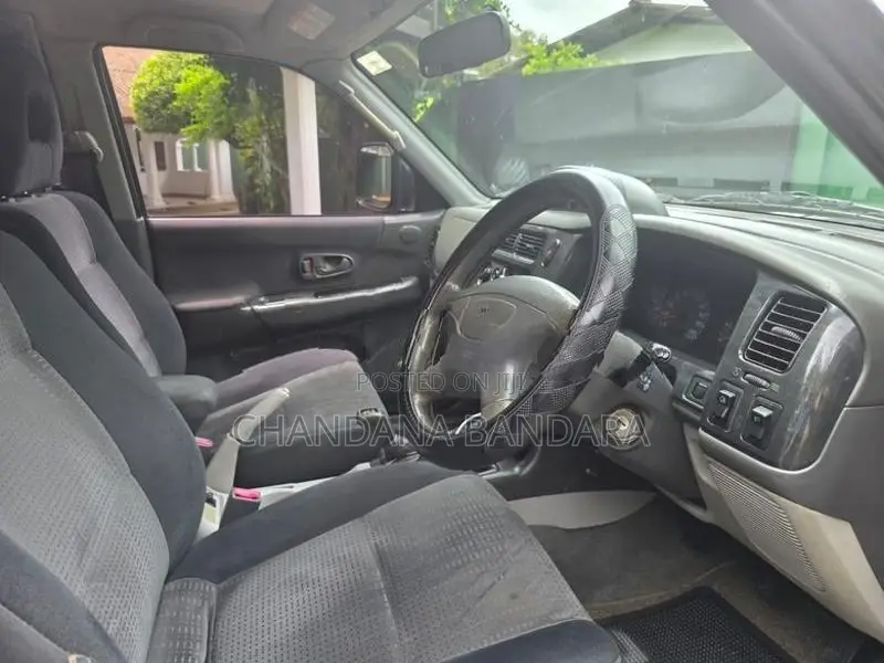 Mitsubishi Montero 2008