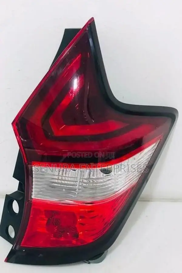 Nissan Note E12 Tail Light