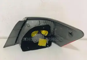 Toyota Premio NZT260 Tail Light