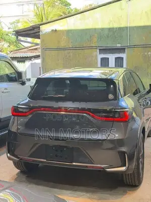 Lexus LBX Elegant 2 2024