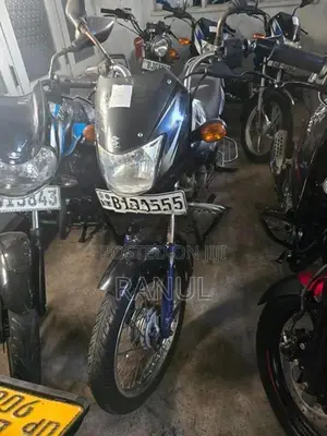 Bajaj CT100 2019