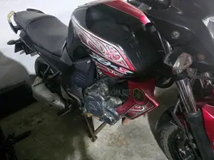 Yamaha FZ S 2015