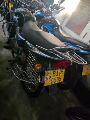 Bajaj CT100 2019