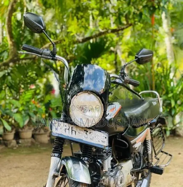Bajaj Boxer 2003