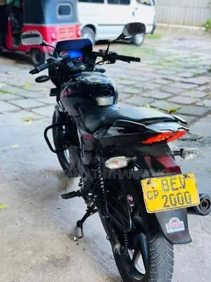 Bajaj Pulsar 180 2017