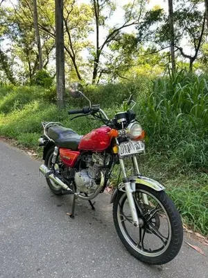 Suzuki GN 125 2012